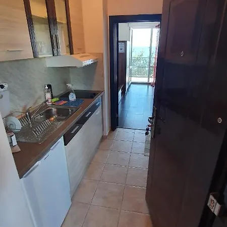 Apartmán студия първа линия Černomorec